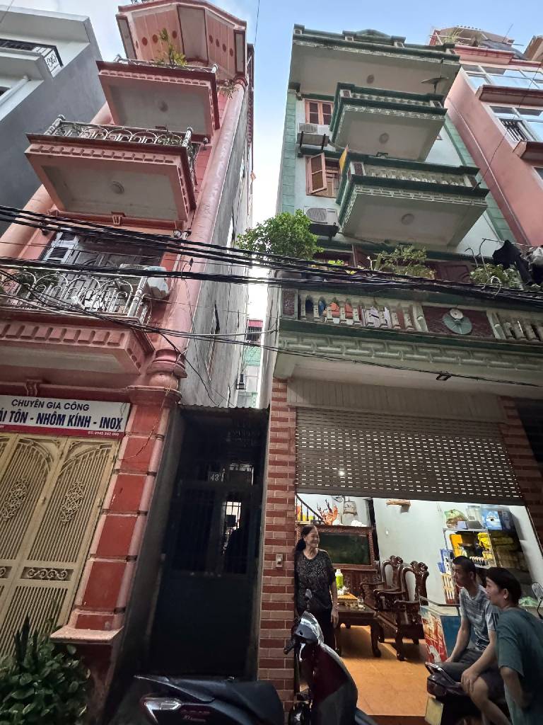 Bán nhà Trường Chinh - diện tích 98m2 4 tầng - Ngõ thông - giá 27,5 tỷ