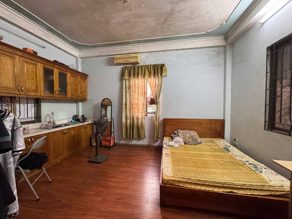 Bán nhà Trường Chinh - diện tích 98m2 4 tầng - Ngõ thông - giá 27,5 tỷ