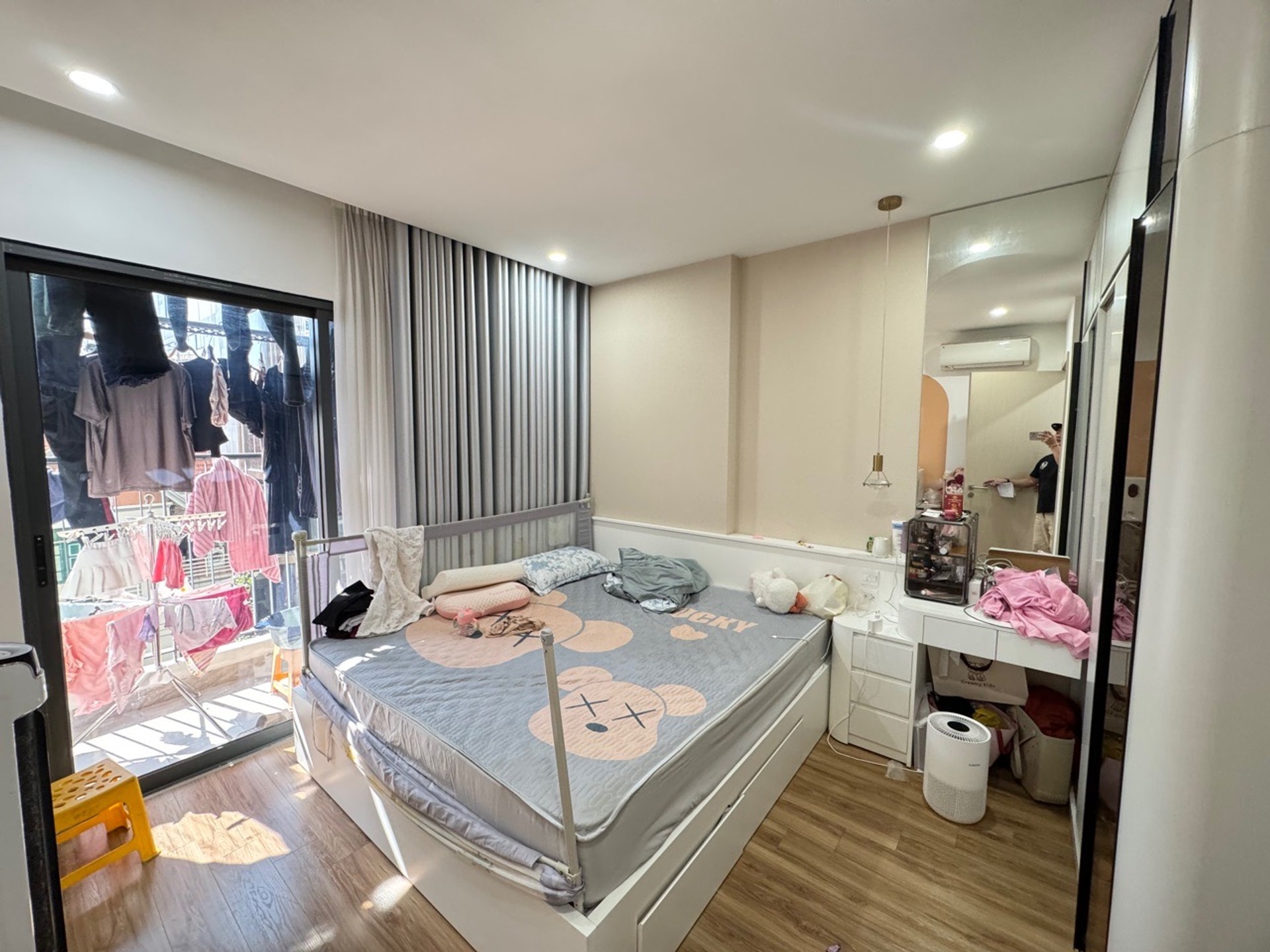 Bán nhà Hoàng Mai - diện tích 113m2 1 tầng - Căn góc 3 thoáng - giá 9,7 tỷ