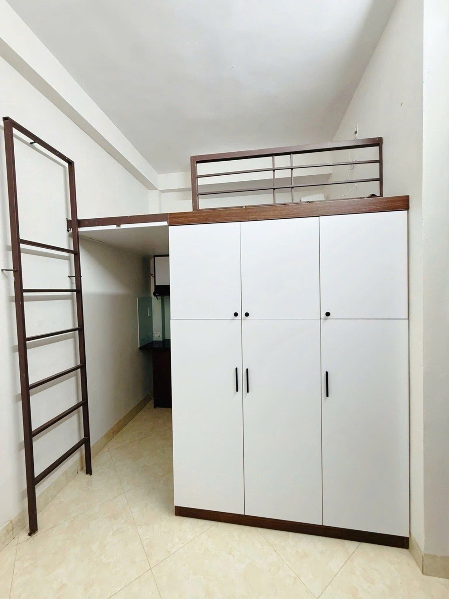 Bán nhà Hai Bà Trưng - diện tích 62m2 6 tầng - Thang máy - giá 15,5 tỷ