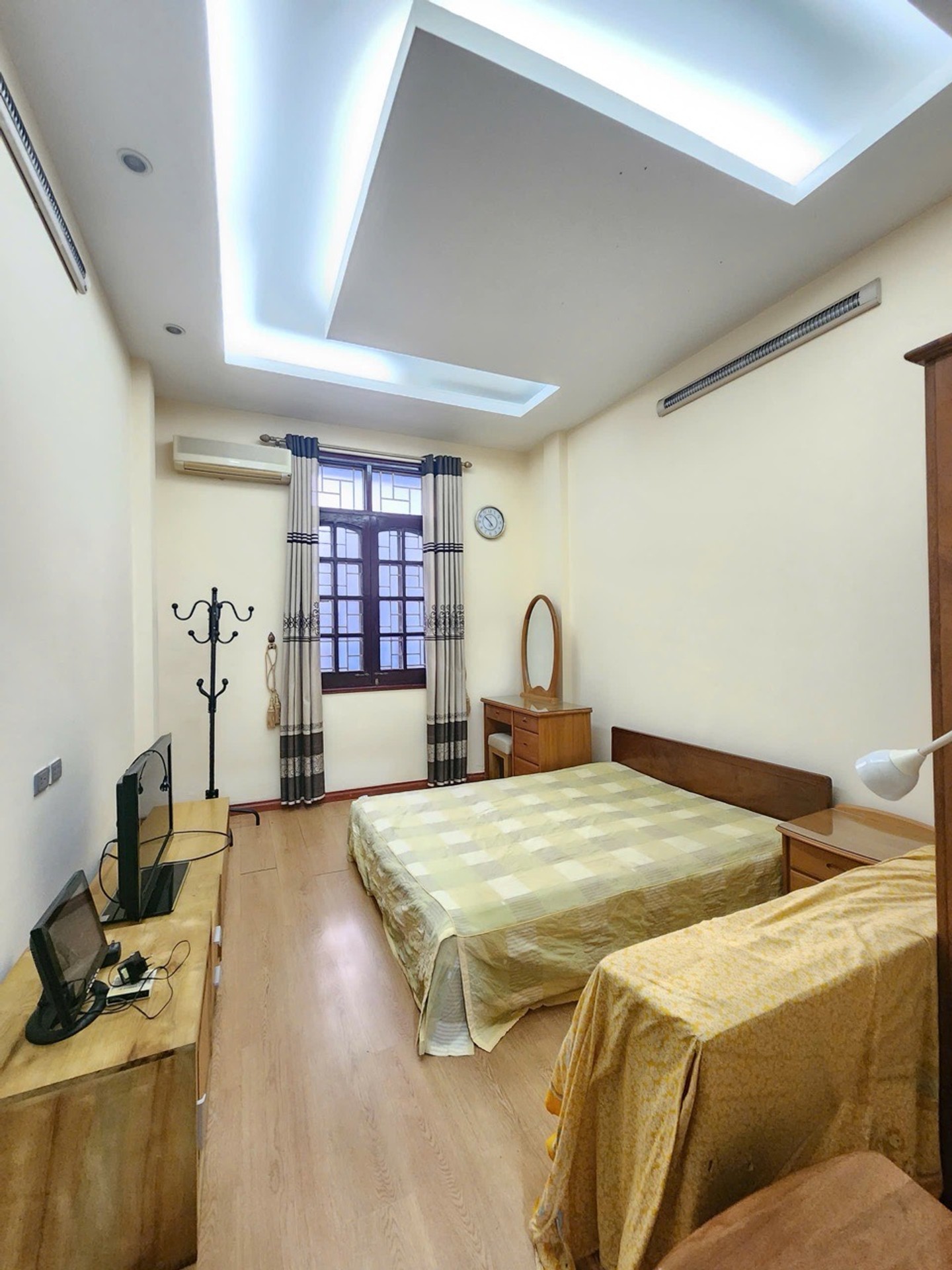 Bán nhà Nguyễn Đình Chiểu - diện tích 53m2 4 tầng - 2 mặt ngõ trước sau - giá 18 tỷ
