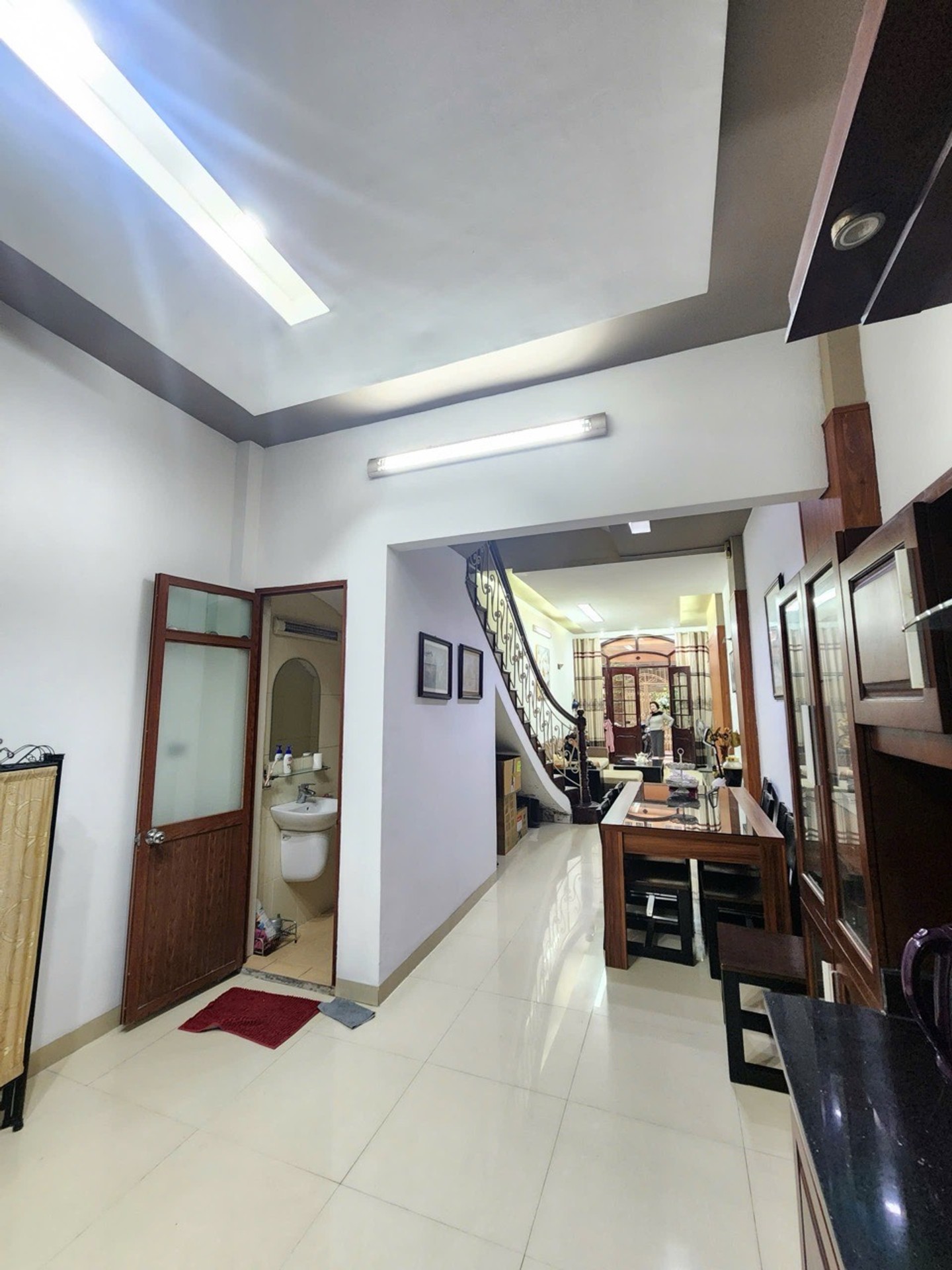 Bán nhà Nguyễn Đình Chiểu - diện tích 53m2 4 tầng - 2 mặt ngõ trước sau - giá 18 tỷ