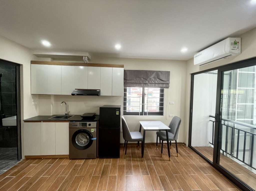 Bán nhà Đại La - diện tích 40m2 5 tầng - Ô tô gần - giá 12 tỷ
