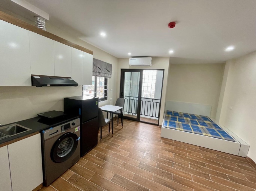 Bán nhà Đại La - diện tích 40m2 5 tầng - Ô tô gần - giá 12 tỷ