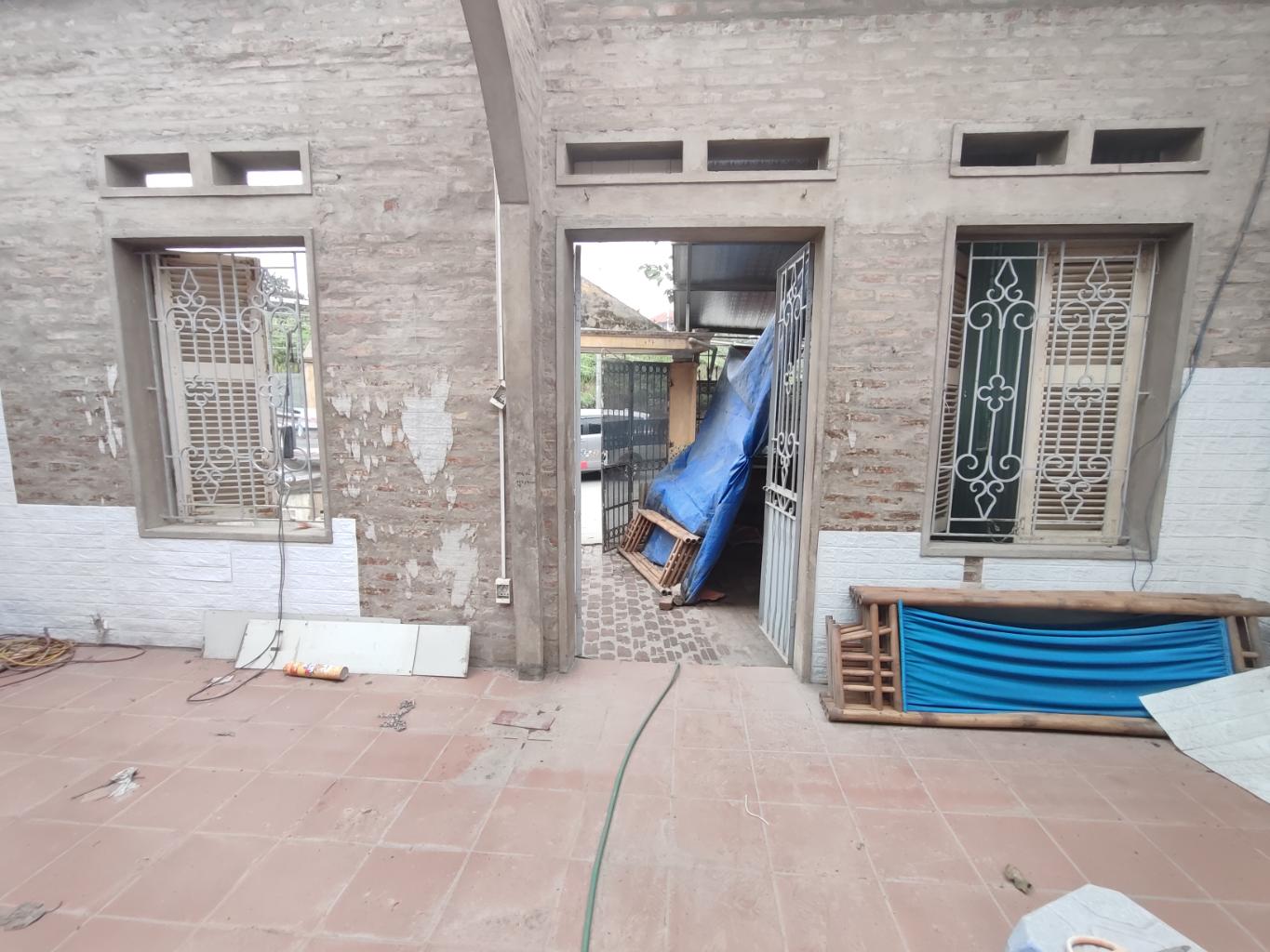 Bán nhà Nguyễn Khoái - diện tích 260m2 1 tầng - Mặt phố kinh doanh ô tô tránh - giá 32 tỷ