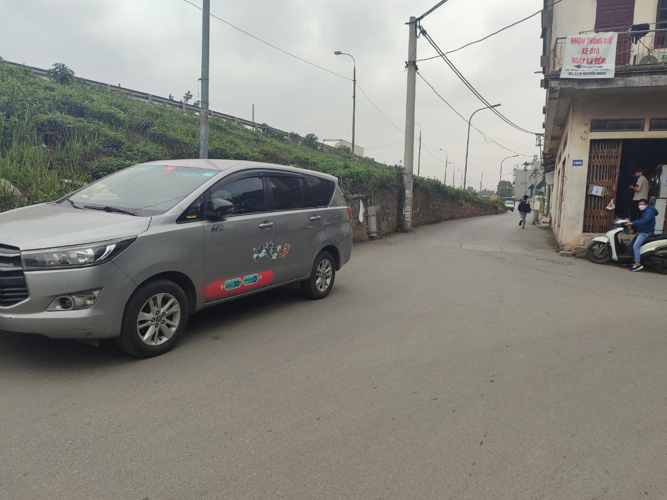 Bán nhà Nguyễn Khoái - diện tích 260m2 1 tầng - Mặt phố kinh doanh ô tô tránh - giá 32 tỷ