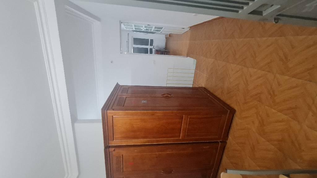 Bán nhà Trung Kính - diện tích 55.8m2 4 tầng - Ô tô vào nhà - giá 27 tỷ