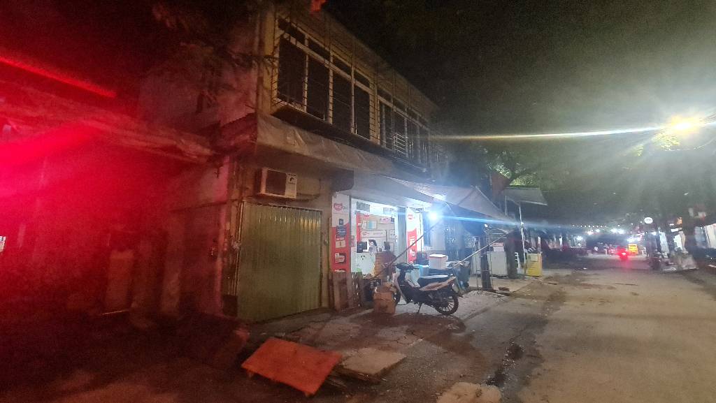 Bán nhà Trung Kính - diện tích 55.8m2 4 tầng - Ô tô vào nhà - giá 27 tỷ