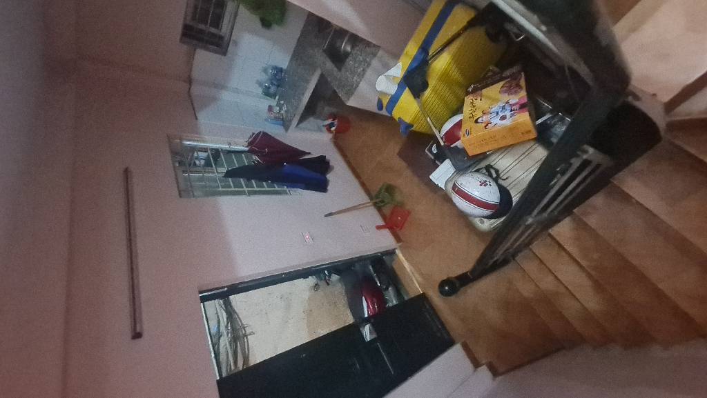 Bán nhà Trung Kính - diện tích 55.8m2 4 tầng - Ô tô vào nhà - giá 27 tỷ