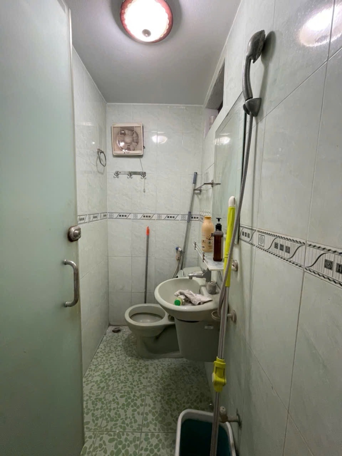 Bán nhà Hồng Mai - diện tích 23m2 6 tầng - 3 mặt thoáng sáng vĩnh viễn - giá 6,9 tỷ