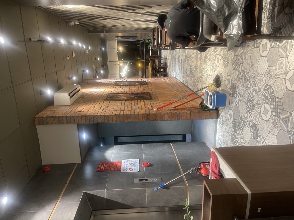 Bán nhà Trần Đại Nghĩa - diện tích 131m2 4 tầng - Ô tô tránh - giá 108 tỷ