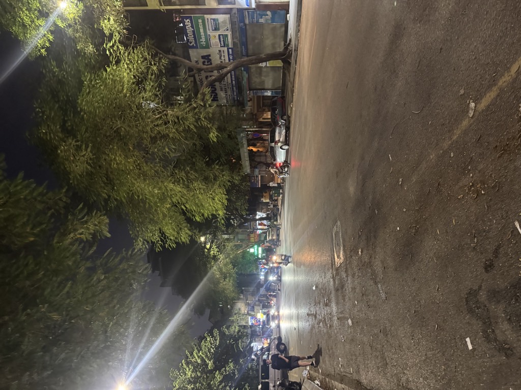 Bán nhà Trần Đại Nghĩa - diện tích 131m2 4 tầng - Ô tô tránh - giá 108 tỷ