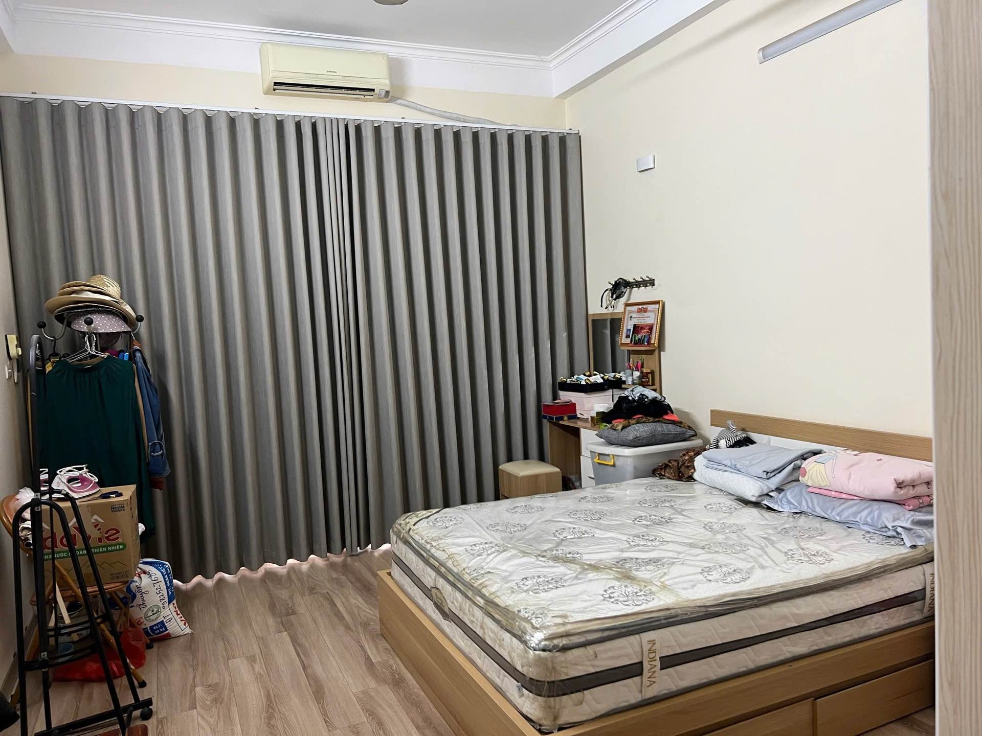 Bán nhà Ngõ 4 Cầu Bươu - diện tích 91m2 4 tầng - Ô TÔ TRÁNH - giá 25 tỷ