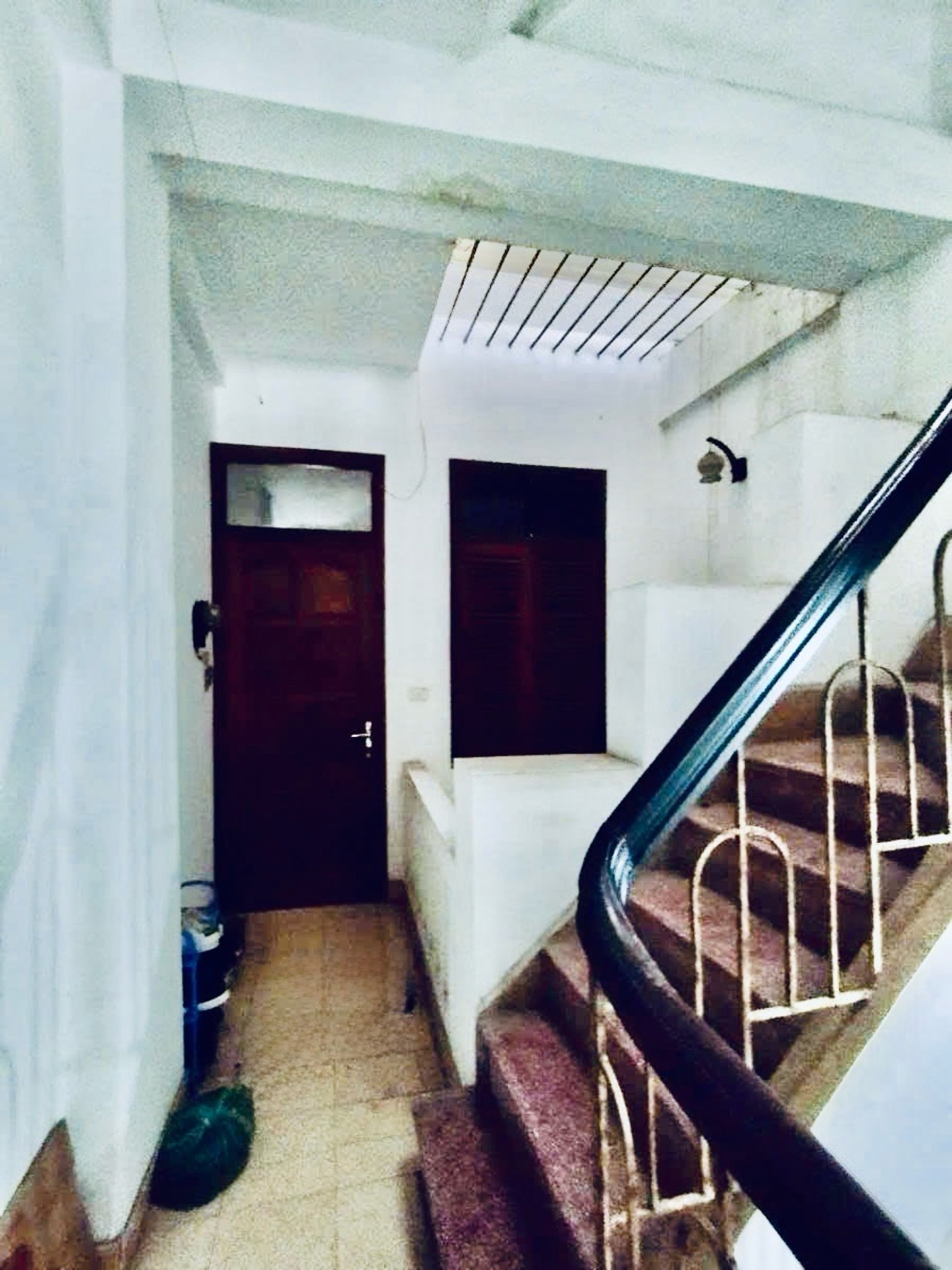 Bán nhà Hai Bà Trưng - diện tích 65m2 5 tầng - Mặt ngõ thông ô tô tránh - giá 23 tỷ