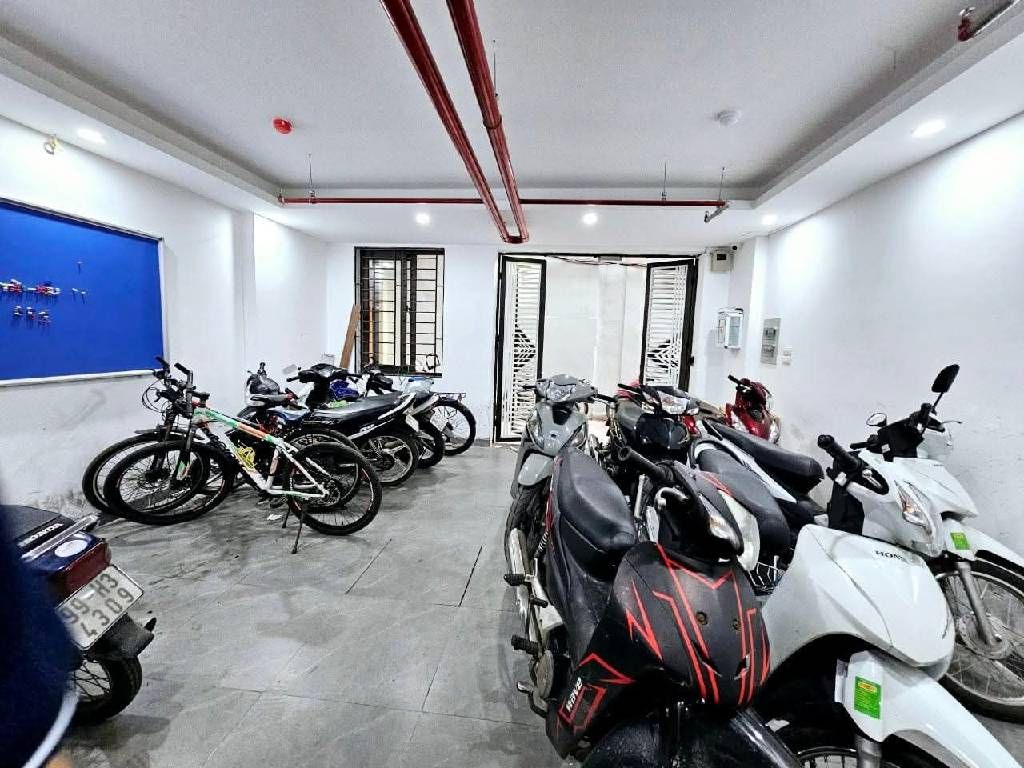 Bán nhà Pháo Đài Láng - diện tích 71m2 7 tầng - Thang máy - giá 27,5 tỷ