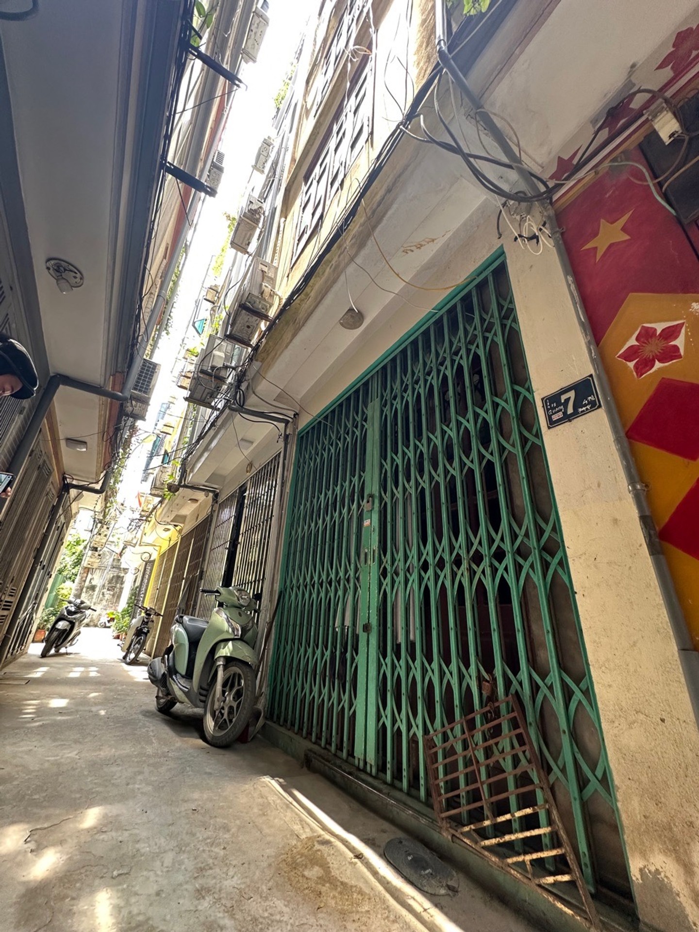 Bán nhà Đông Thiên - diện tích 22m2 5 tầng - nhà dân xây kiên cố - giá 2,75 tỷ