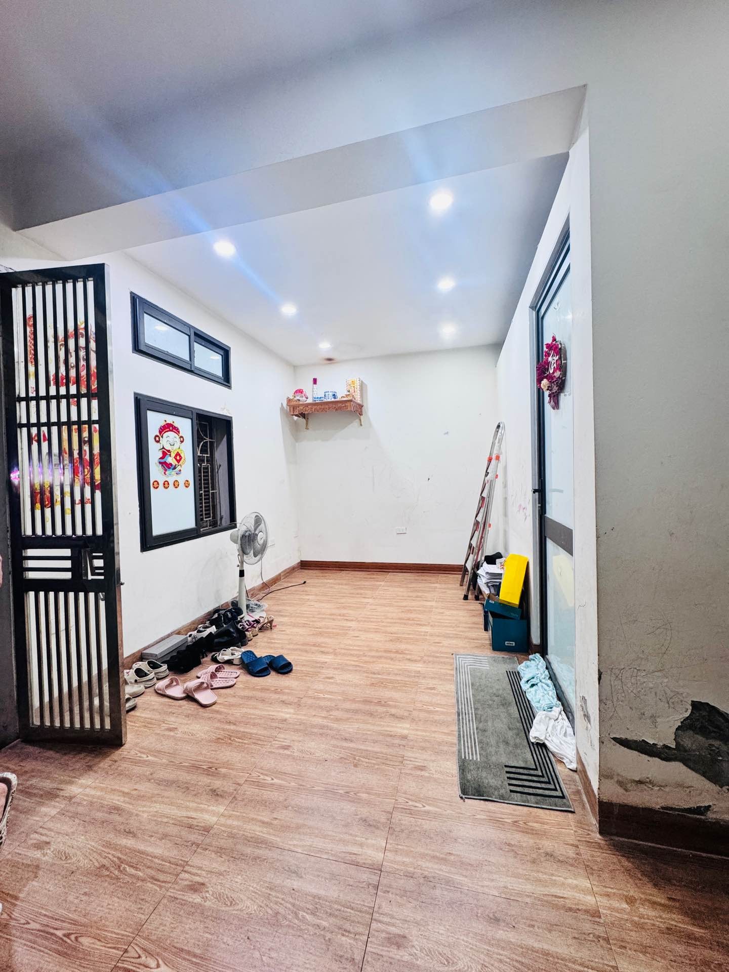 Bán nhà Minh Khai - diện tích 45m2 1 tầng - Kinh doanh đỉnh - giá 4,7 tỷ