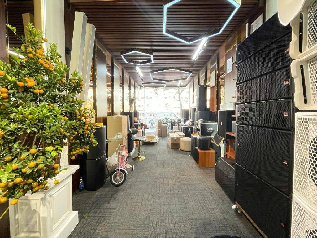 Bán nhà Đại La - diện tích 76m2 5 tầng - Mặt phố kinh doanh sầm uất - giá 44 tỷ