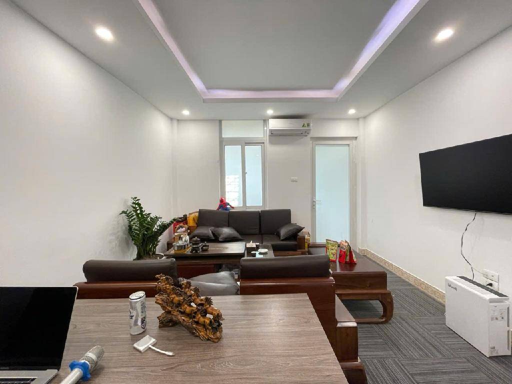 Bán nhà Đại La - diện tích 76m2 5 tầng - Mặt phố kinh doanh sầm uất - giá 44 tỷ