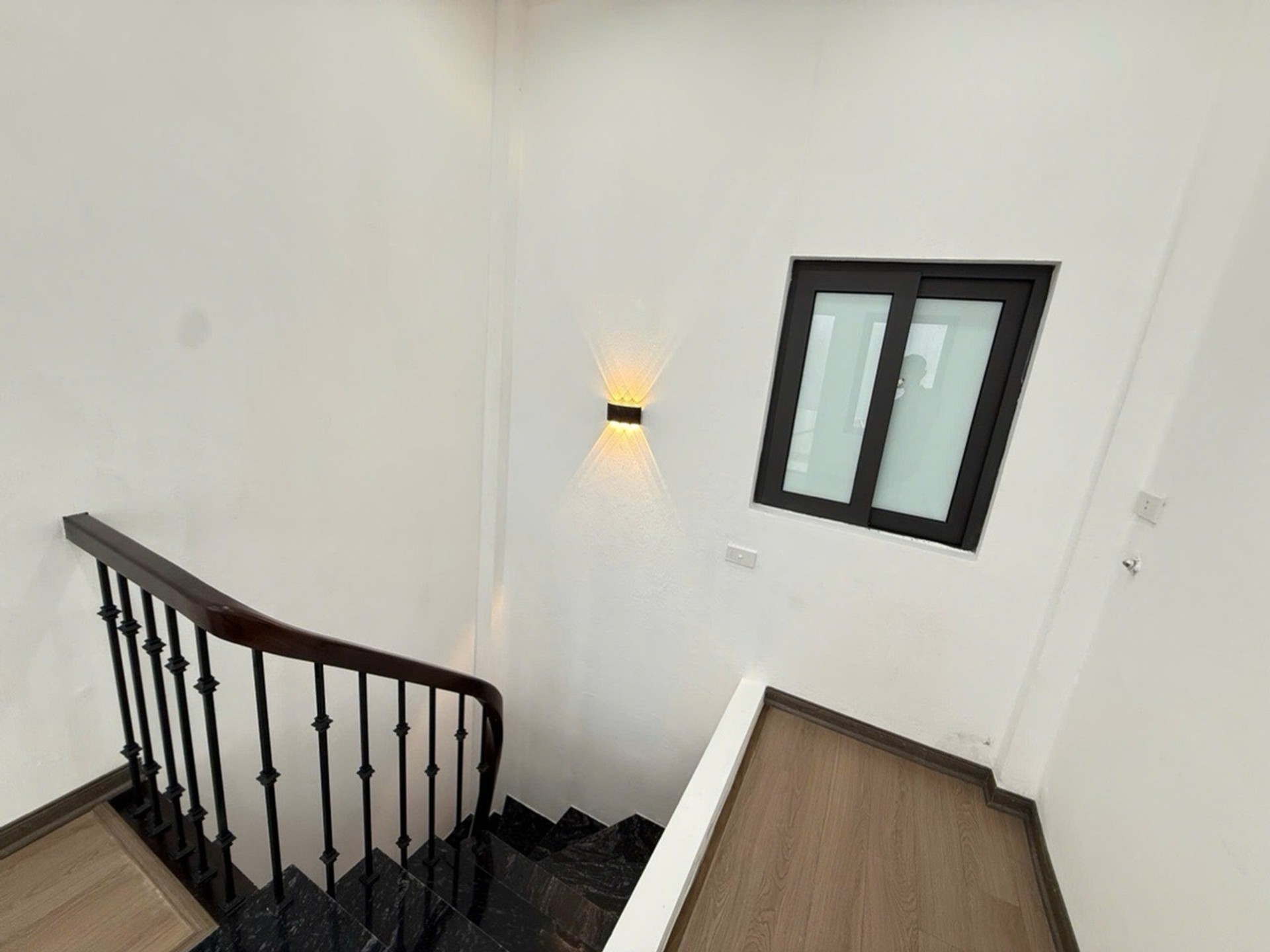 Bán nhà Giảng Võ - diện tích 16m2 4 tầng - Nhà đẹp hiếm có - giá 6,5 tỷ