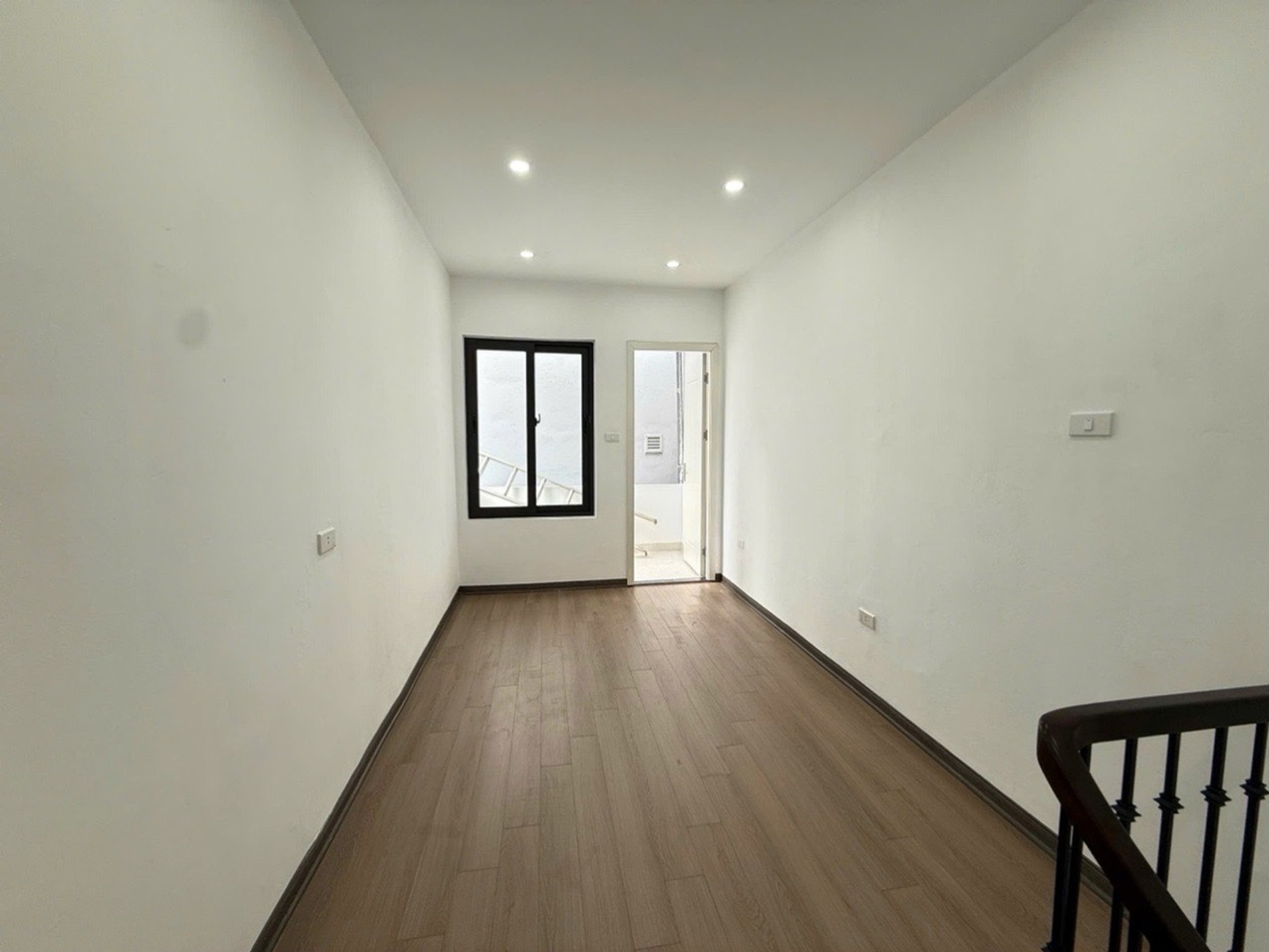Bán nhà Giảng Võ - diện tích 16m2 4 tầng - Nhà đẹp hiếm có - giá 6,5 tỷ