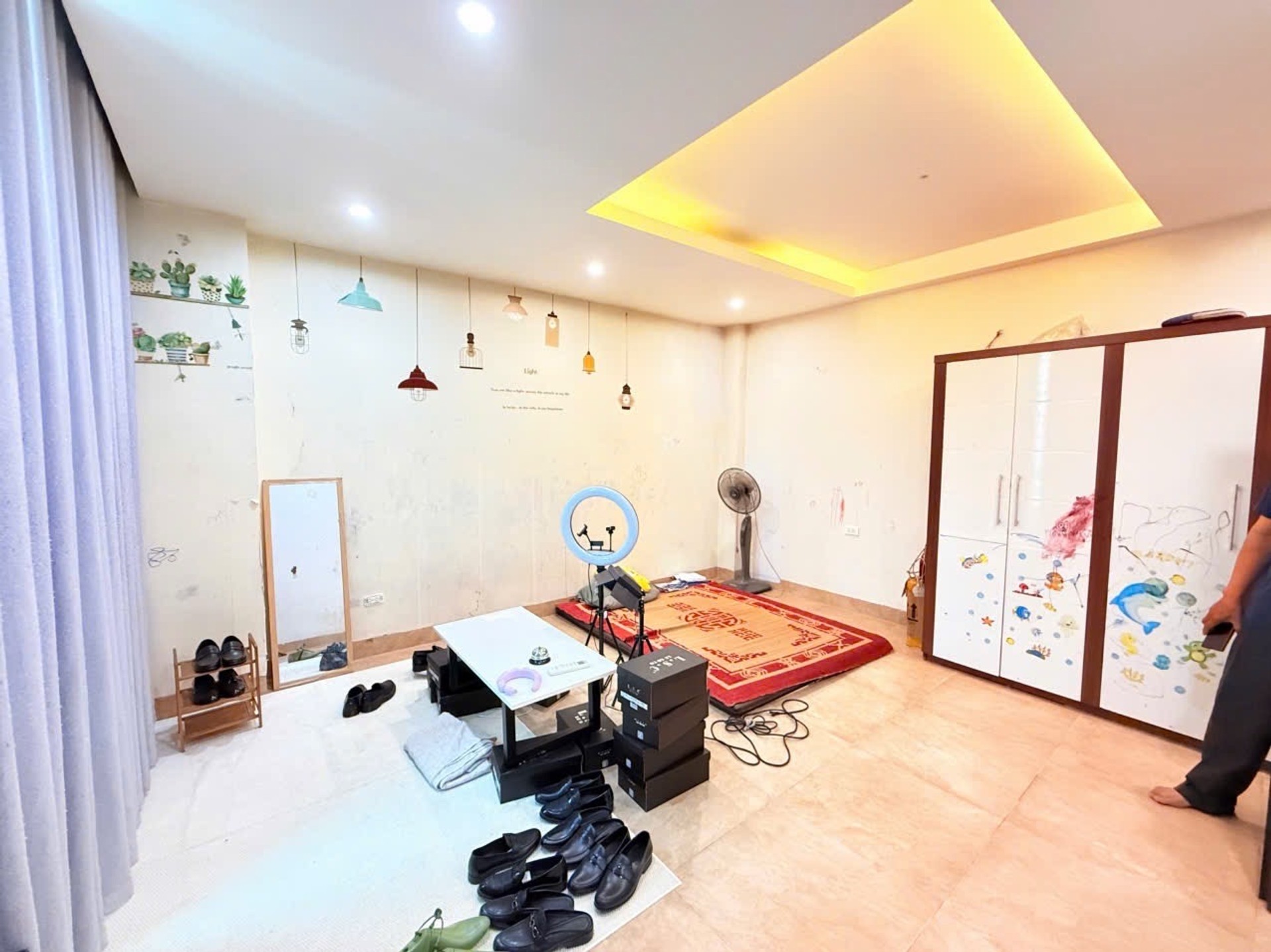 Bán nhà Cự Lộc - diện tích 32m2 6 tầng - Mặt phố lô góc, ô tô tránh - giá 18 tỷ