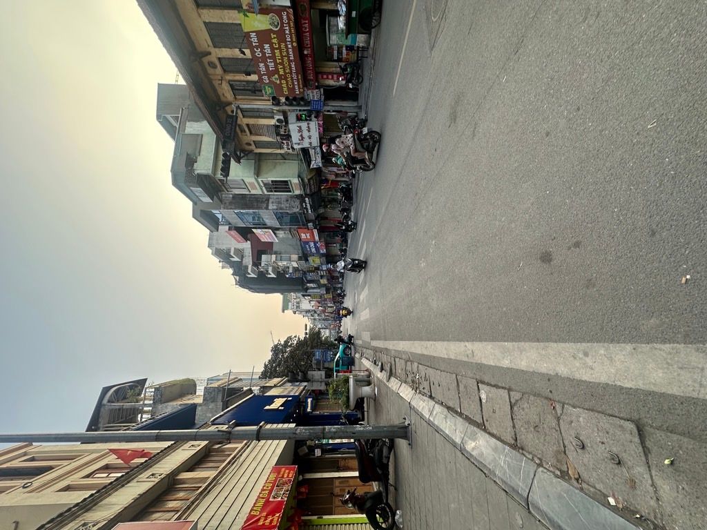 Bán nhà Bạch Mai - diện tích 105m2 4 tầng - Ô TÔ TRÁNH - giá 41,5 tỷ