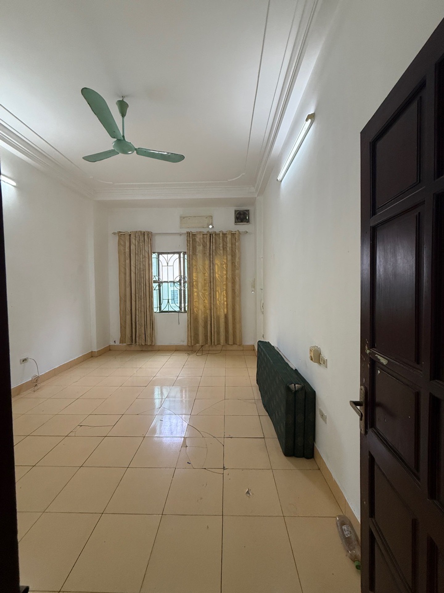 Bán nhà Trương Định - diện tích 33m2 4 tầng - Nhà đẹp dân xây - giá 7,65 tỷ