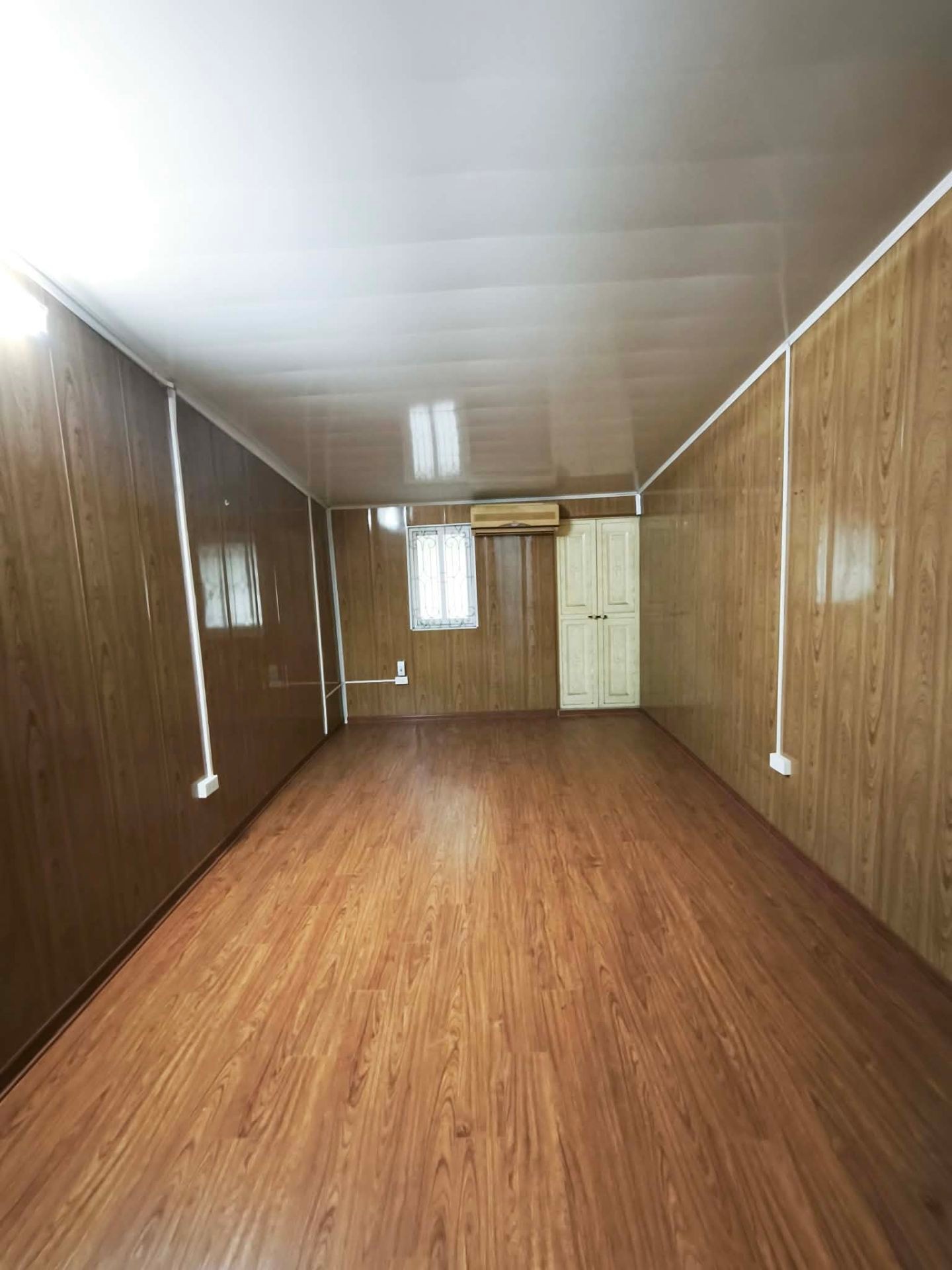 Bán nhà Lĩnh Nam - diện tích 23m2 2 tầng - Nhà 2 tầng nhỏ tiền - giá 1,36 tỷ