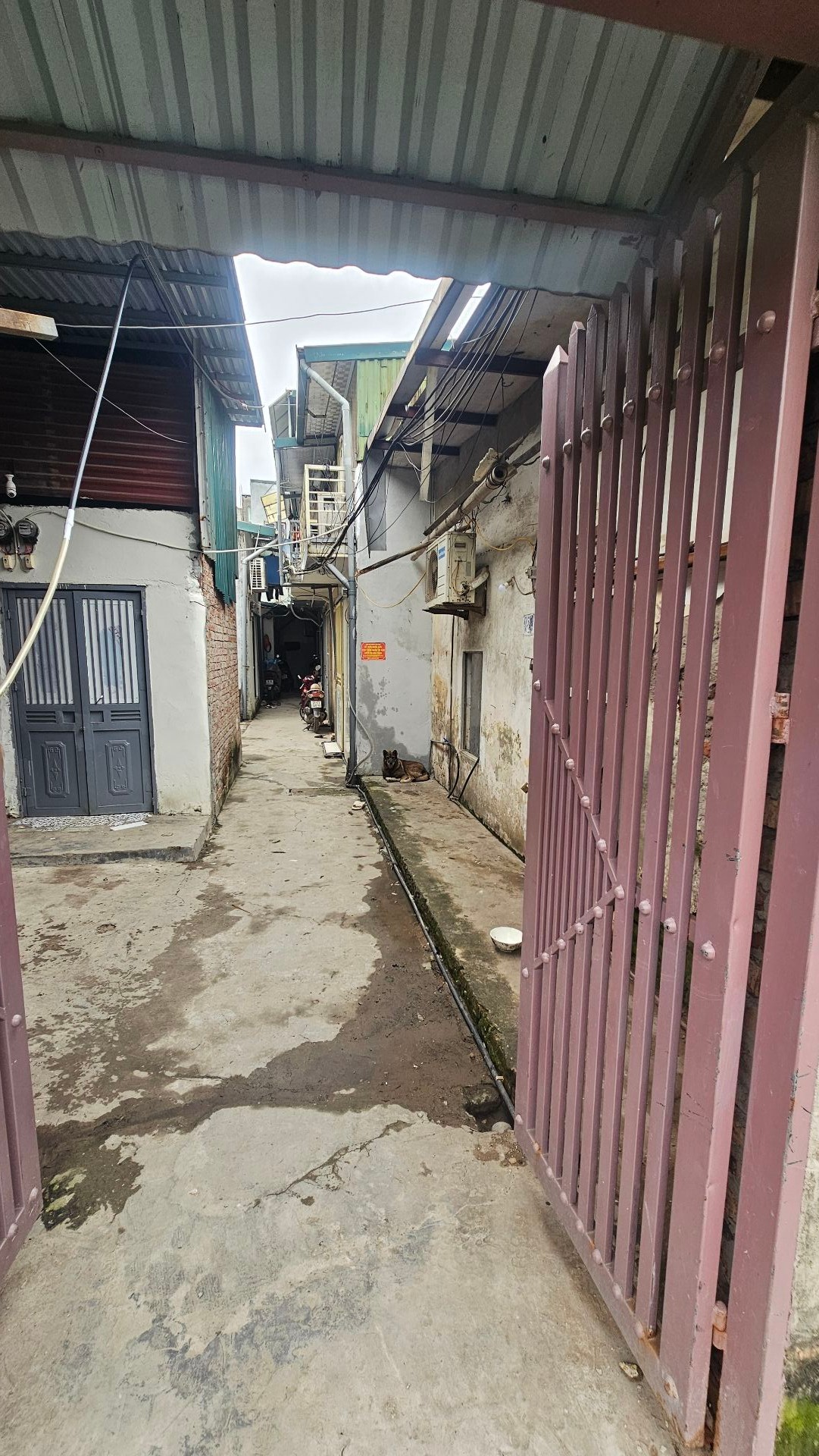 Bán nhà Lĩnh Nam - diện tích 23m2 2 tầng - Nhà 2 tầng nhỏ tiền - giá 1,36 tỷ