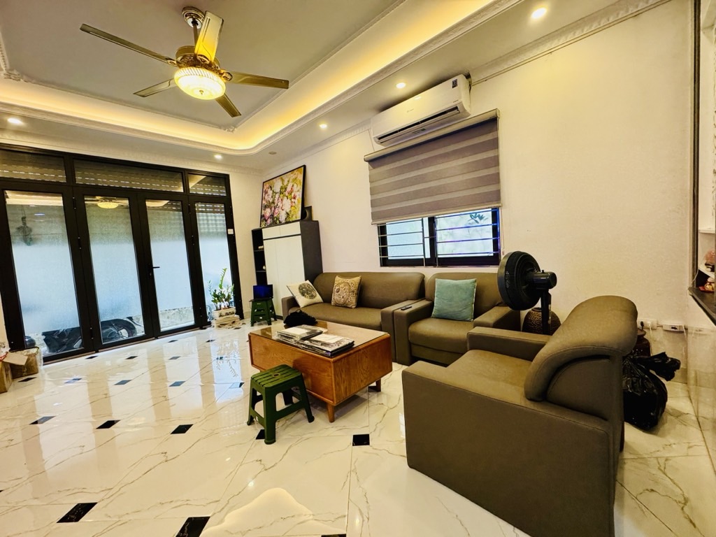 Bán nhà Tam Trinh - diện tích 38m2 5 tầng - LÔ GÓC 2 THOÁNG VĨNH VIỄN - giá 9,3 tỷ