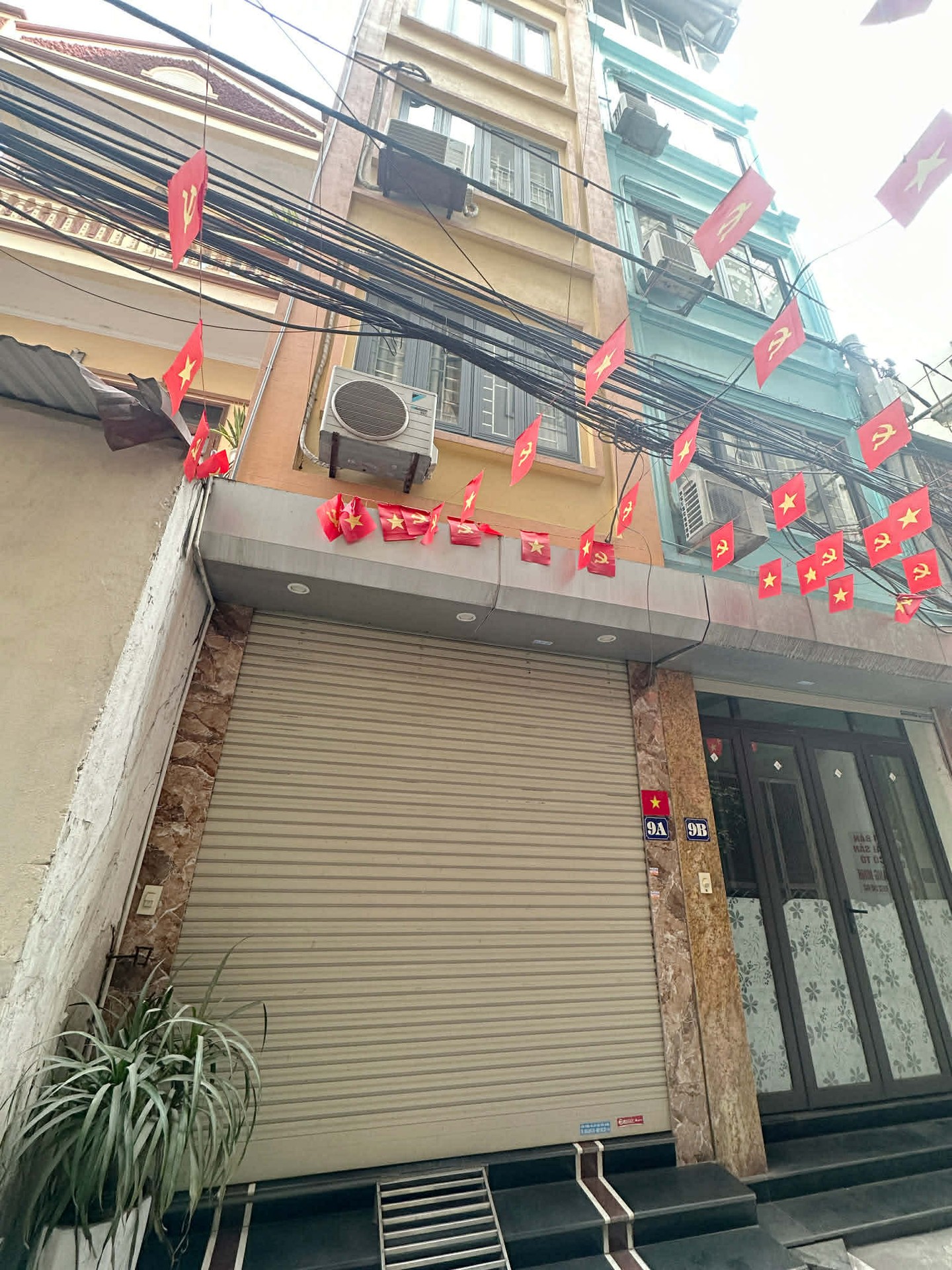 Bán nhà Đông Thiên - diện tích 36m2 5 tầng - Ô tô chạy vòng quanh - giá 12,5 tỷ