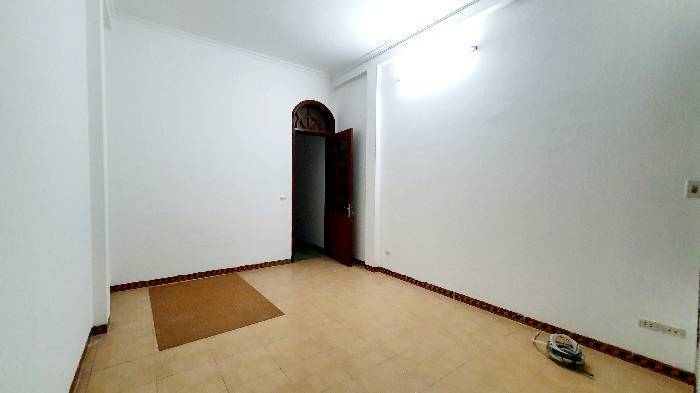 Bán nhà Nguyễn Đức Cảnh - diện tích 67m2 3 tầng - Mặt ngõ thông, kinh doanh - giá 11,8 tỷ