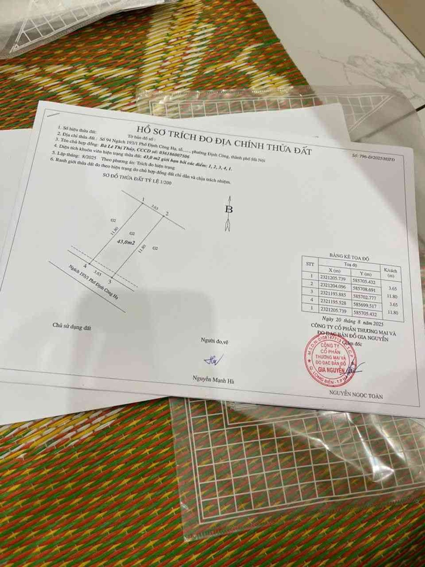 Bán nhà Định Công Hạ - diện tích 43m2 3 tầng - ô tô đỗ cửa - giá 2,8 tỷ