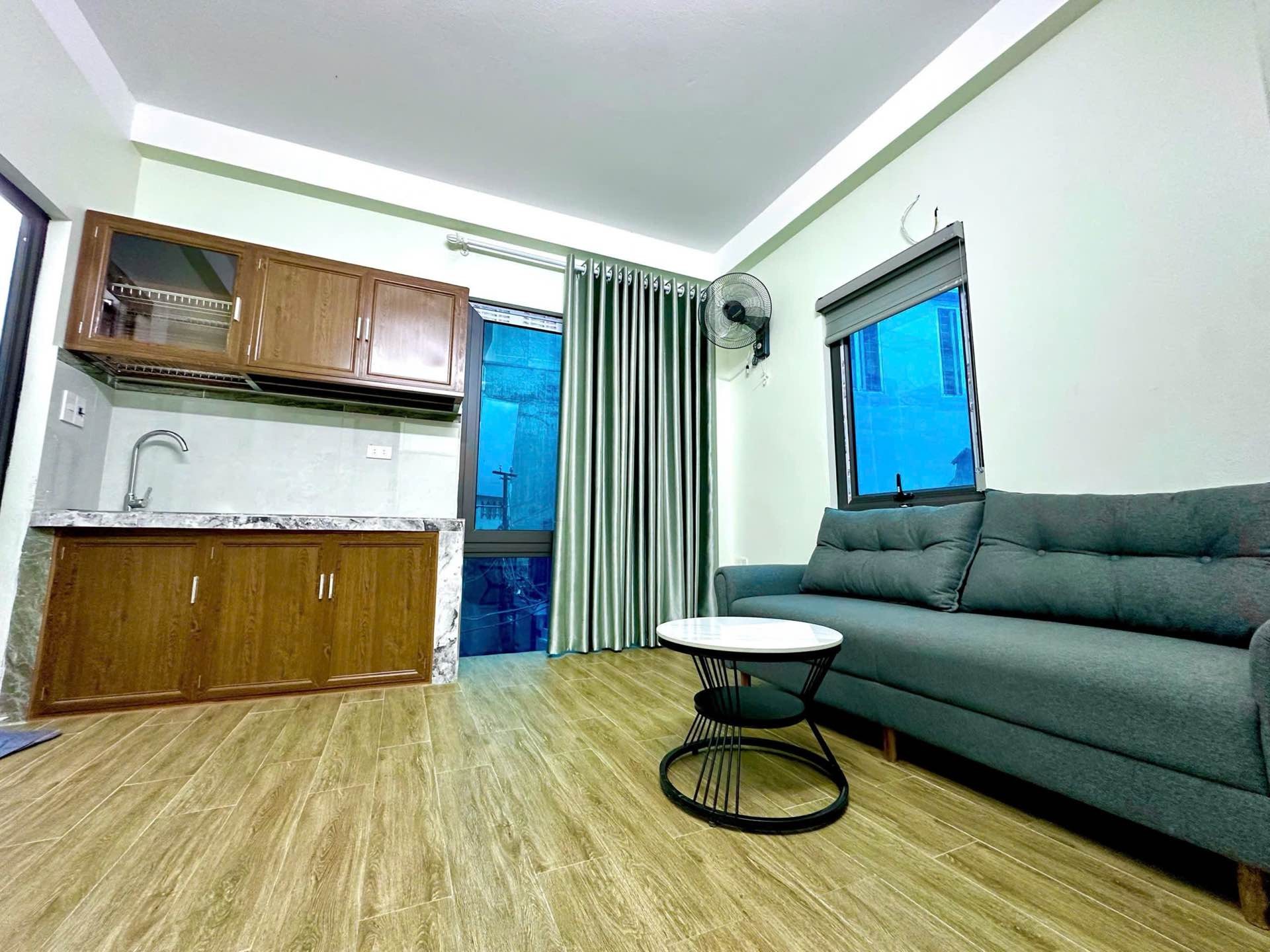 Bán nhà Đê La Thành - diện tích 103.5m2 7 tầng - Chỉ có 1 mặt tiền - giá 27,5 tỷ