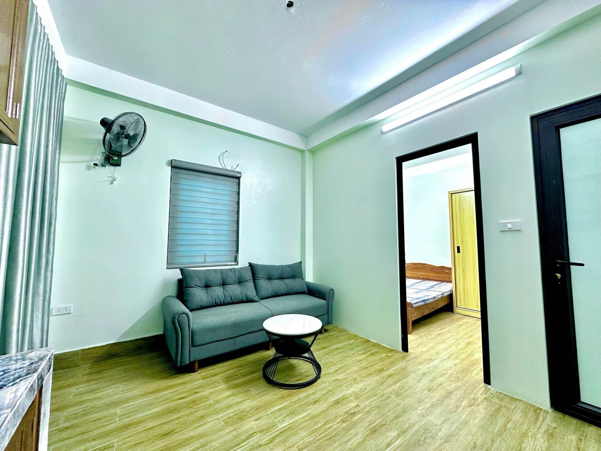 Bán nhà Đê La Thành - diện tích 103.5m2 7 tầng - Chỉ có 1 mặt tiền - giá 27,5 tỷ