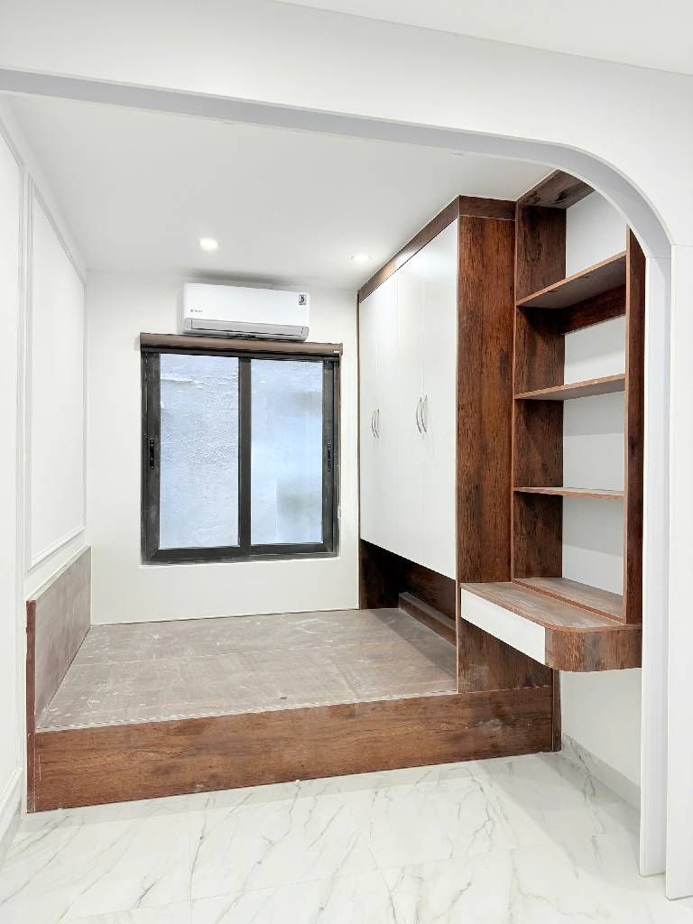 Bán nhà Khương Trung - diện tích 95m2 7 tầng - Ô TÔ TRÁNH - giá 35 tỷ