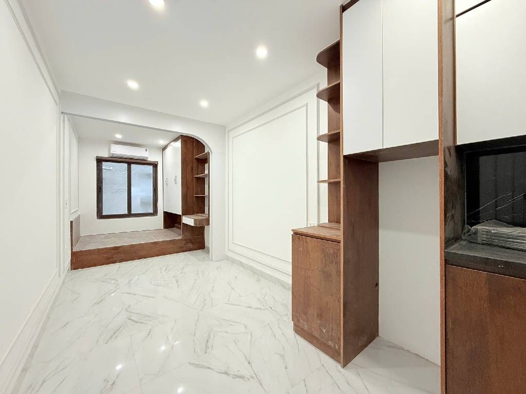 Bán nhà Khương Trung - diện tích 95m2 7 tầng - Ô TÔ TRÁNH - giá 35 tỷ