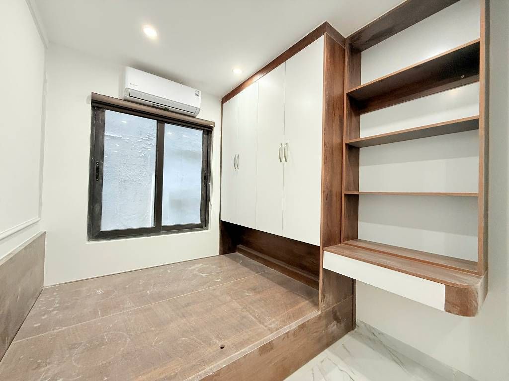 Bán nhà Khương Trung - diện tích 95m2 7 tầng - Ô TÔ TRÁNH - giá 35 tỷ