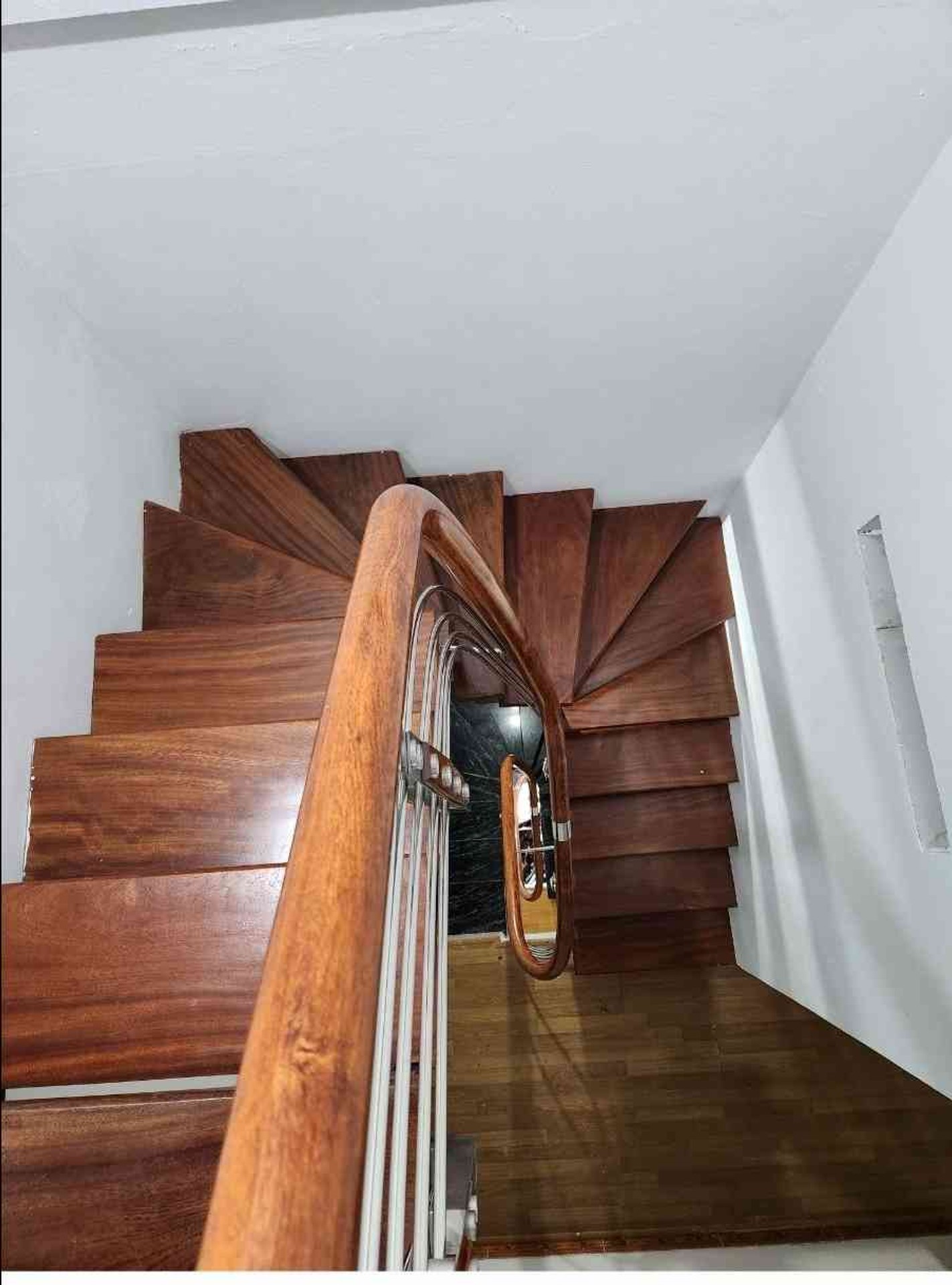 Bán nhà Khương Trung - diện tích 30m2 4 tầng - Ô tô cách 80m - giá 7,45 tỷ