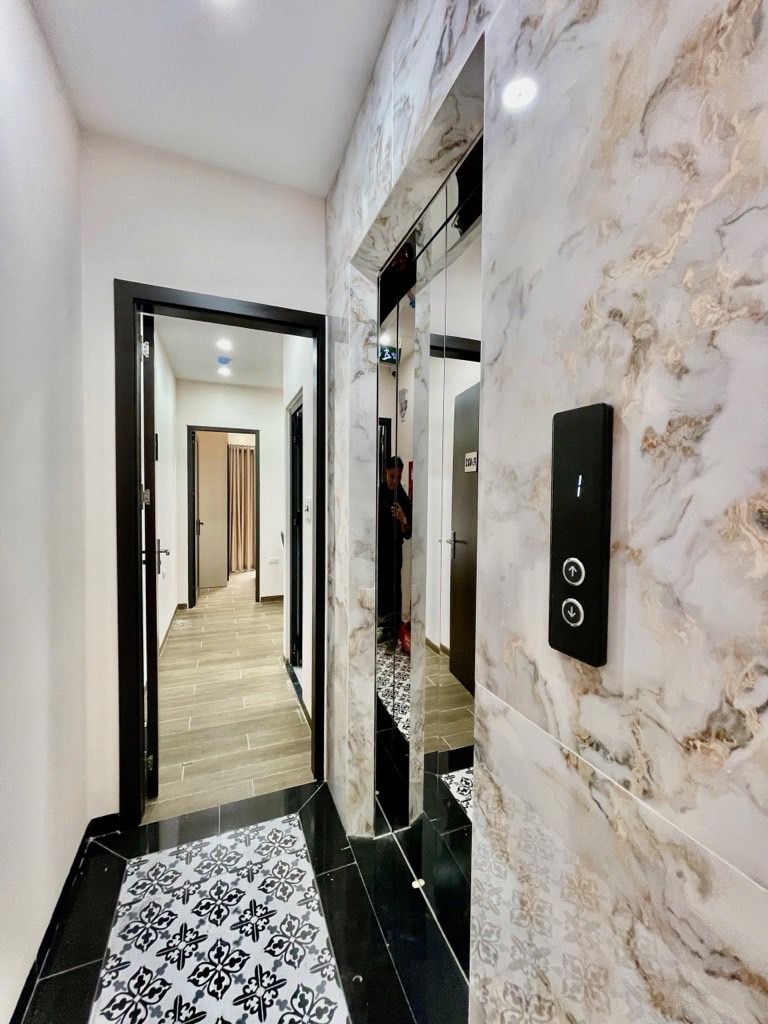 Bán nhà Dương Văn Bé - diện tích 61m2 6 tầng - Chung cư mini vừa ở vừa cho thuê - giá 16,8 tỷ