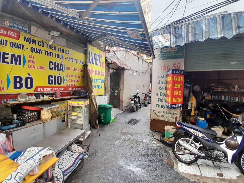 Bán nhà Miếu Đầm - diện tích 130m2 1 tầng - Cách ô tô 1 bước chân - giá 29 tỷ