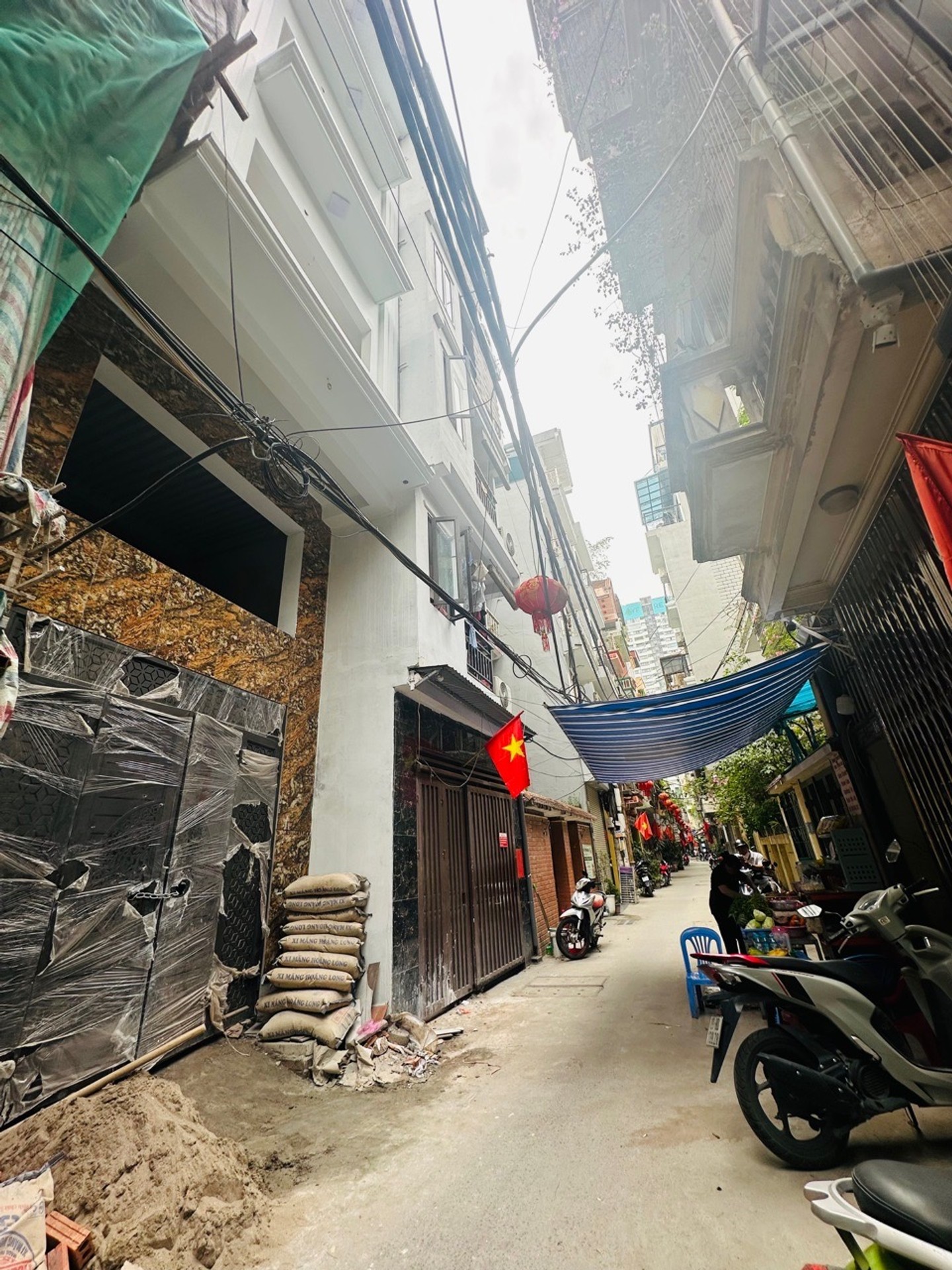 Bán nhà Trường Chinh - diện tích 66m2 7 tầng - thang máy, ô tô đỗ cửa - giá 25,5 tỷ