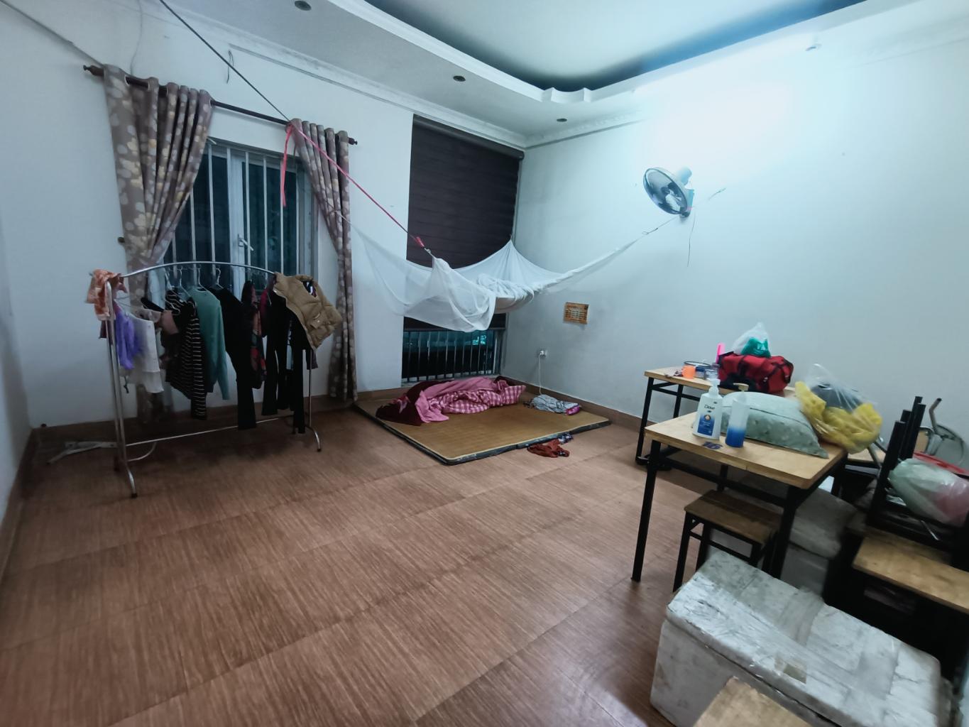 Bán nhà Trần Nguyên Đán - diện tích 54m2 4 tầng - Lô góc - giá 34 tỷ