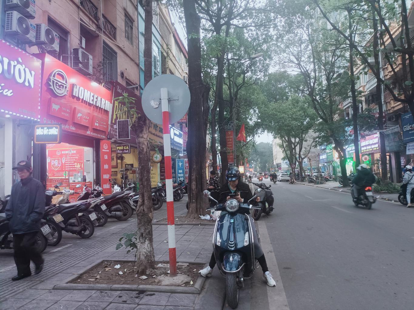 Bán nhà Trần Nguyên Đán - diện tích 54m2 4 tầng - Lô góc - giá 34 tỷ