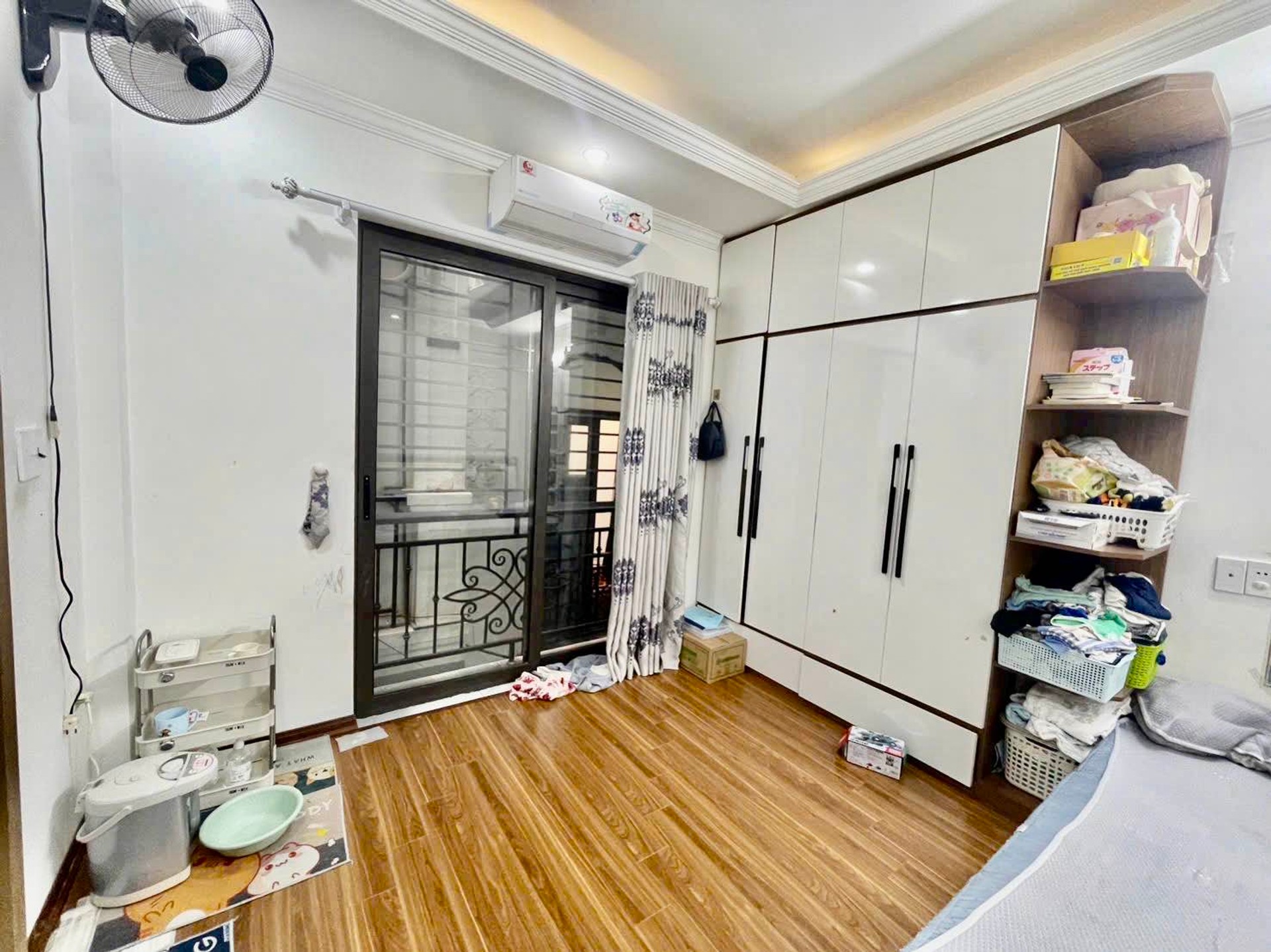Bán nhà Định Công - diện tích 30m2 5 tầng - Ô tô đỗ cửa - giá 8,8 tỷ