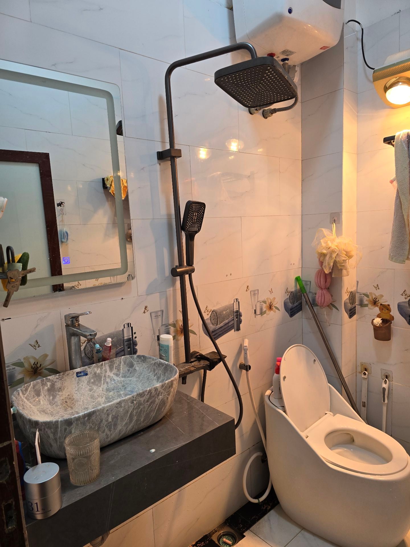 Bán nhà Nguyễn Chính - diện tích 59m2 5 tầng - Ô tô tránh - giá 21,95 tỷ