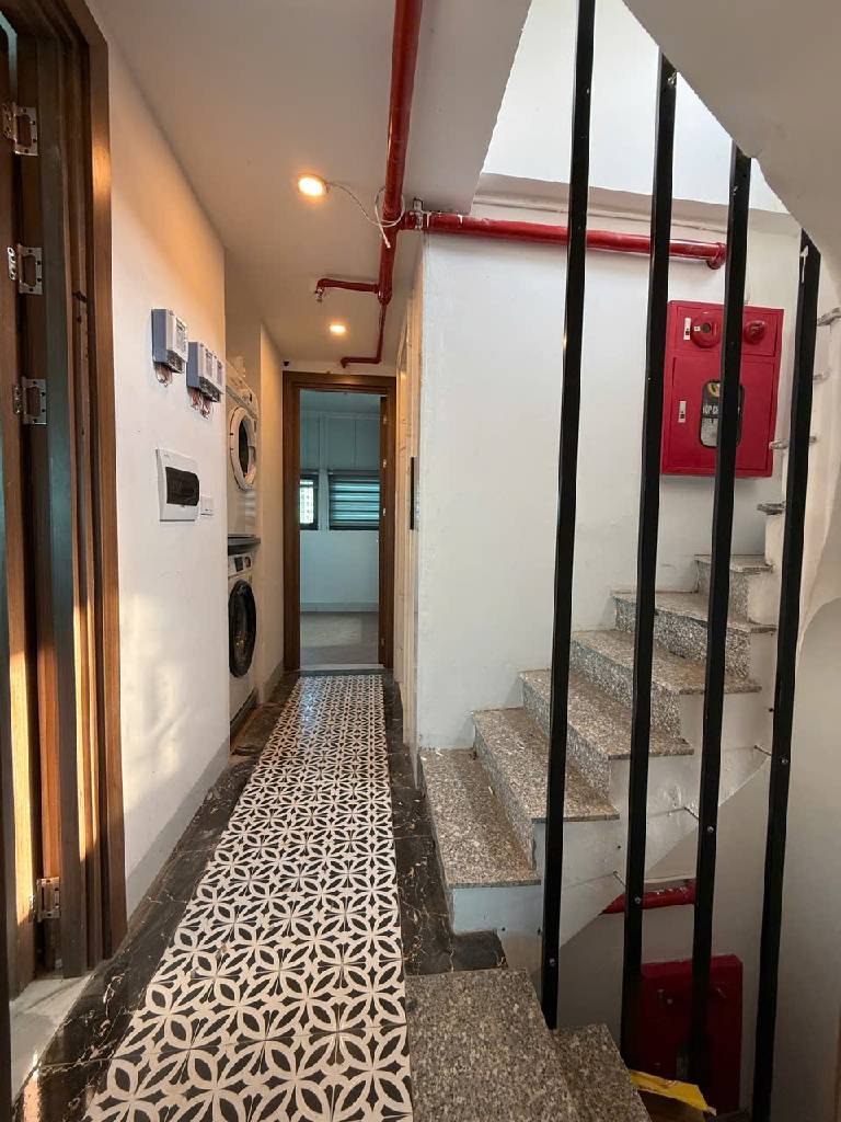 Bán nhà Trương Định - diện tích 59m2 7 tầng - Thang máy, 18 phòng khép kín - giá 13,5 tỷ