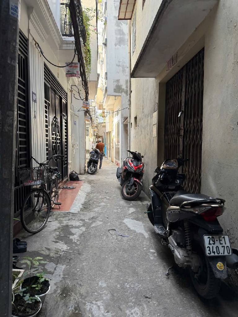 Bán nhà Trương Định - diện tích 59m2 7 tầng - Thang máy, 18 phòng khép kín - giá 13,5 tỷ