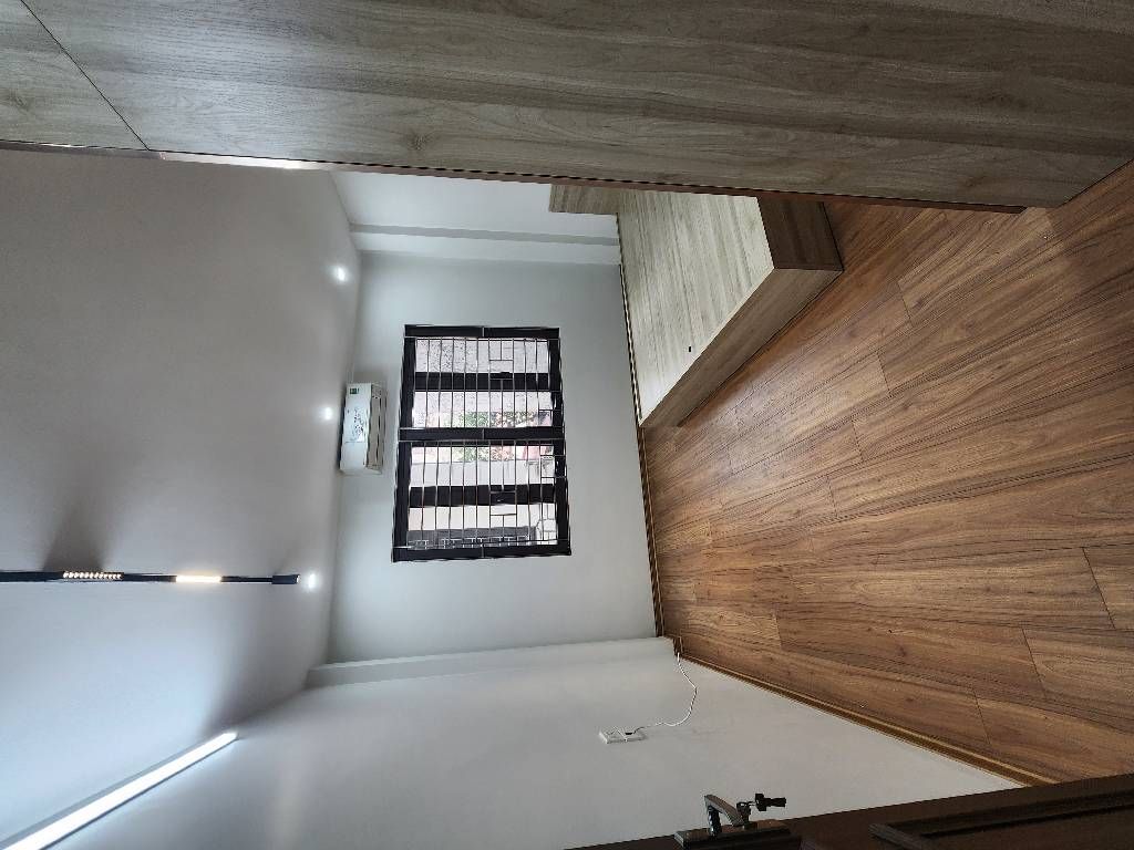 Bán nhà Ngũ Nhạc - diện tích 44m2 5 tầng - ô tô vào trong nhà - giá 12,5 tỷ